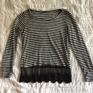 LA Hearts Lace Hem Striped Top